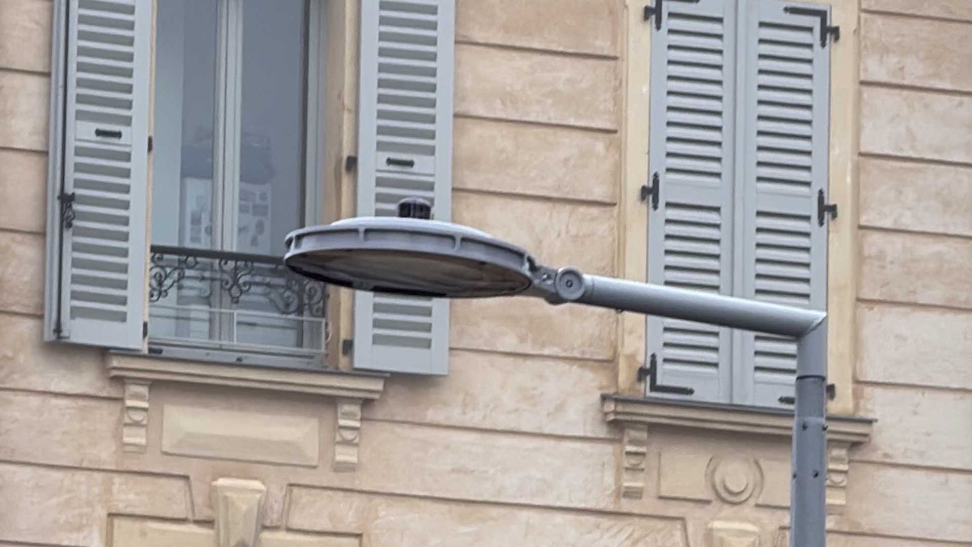 Image of Wirepas powered smart street lighting in Versailles, France