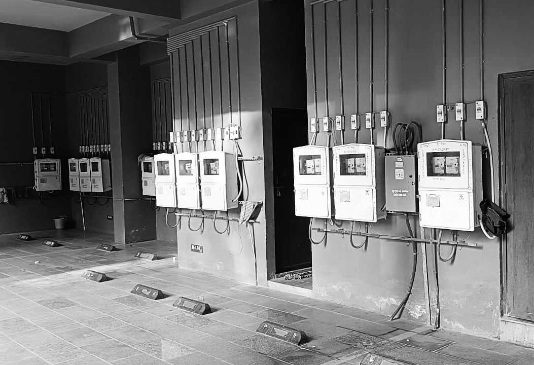 Image of smart electricity meters in India, using Silicon Labs SoC and Wirepas Mesh IoT connectivity