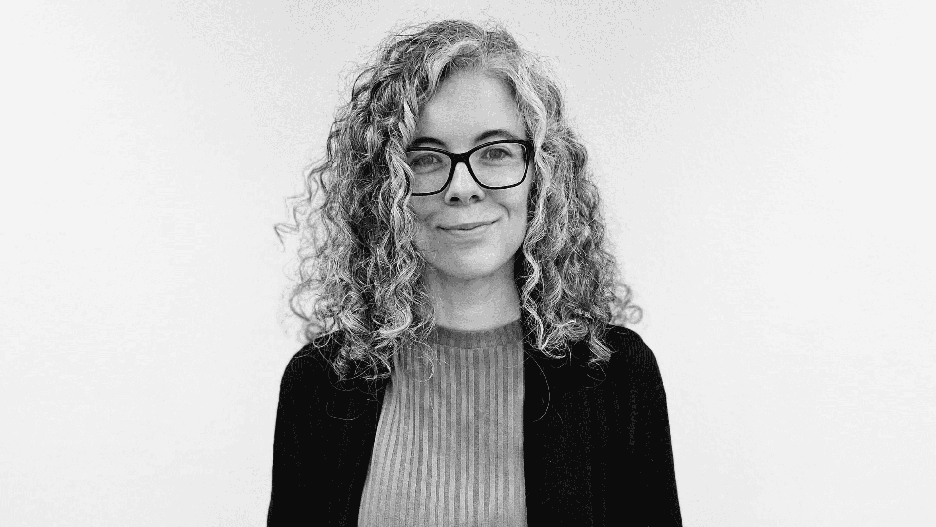 Black and white image of Paola Elefante, the Product Owner of Wirepas NMS