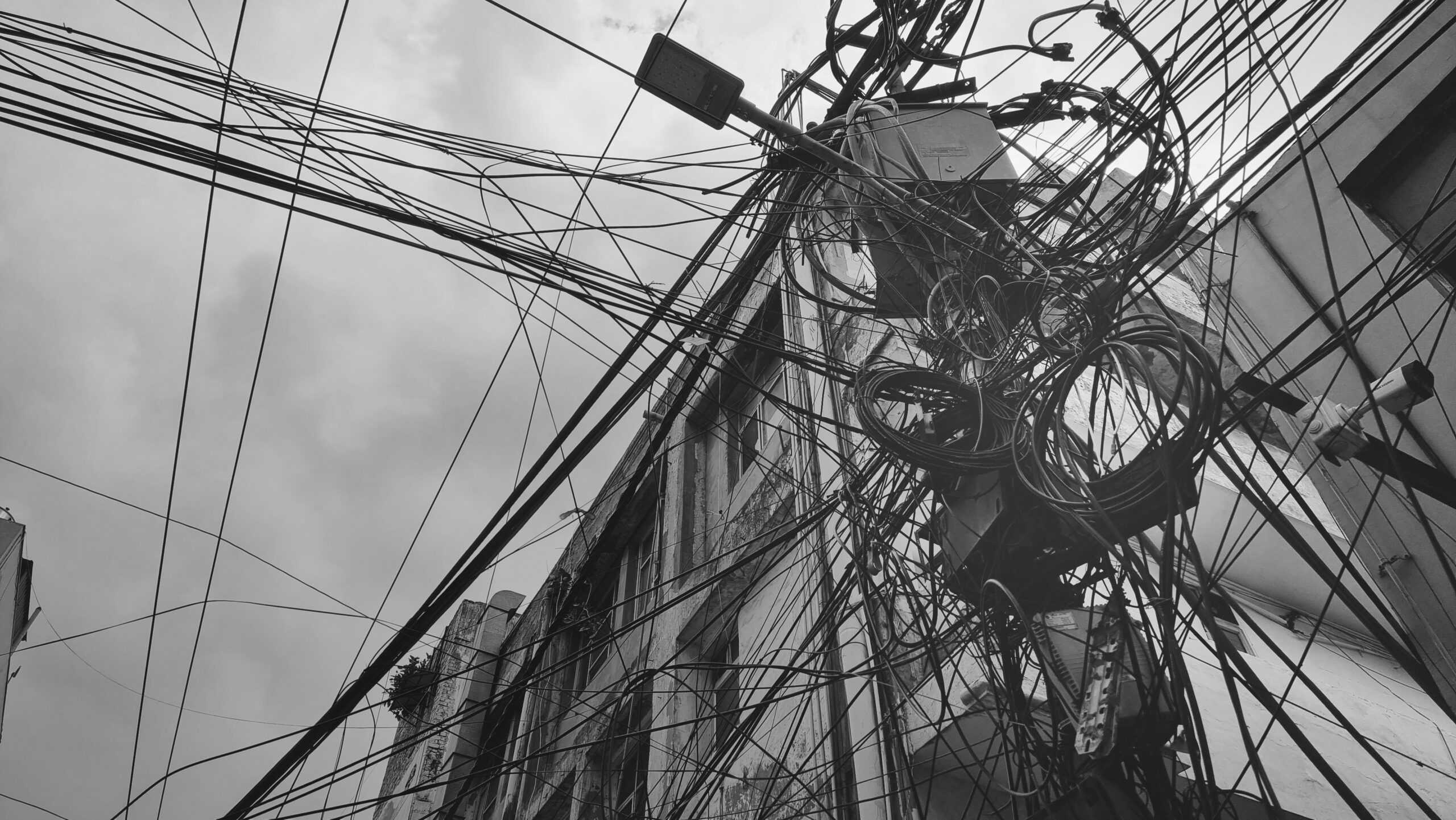 Image of messy cables in a smart metering deployment
